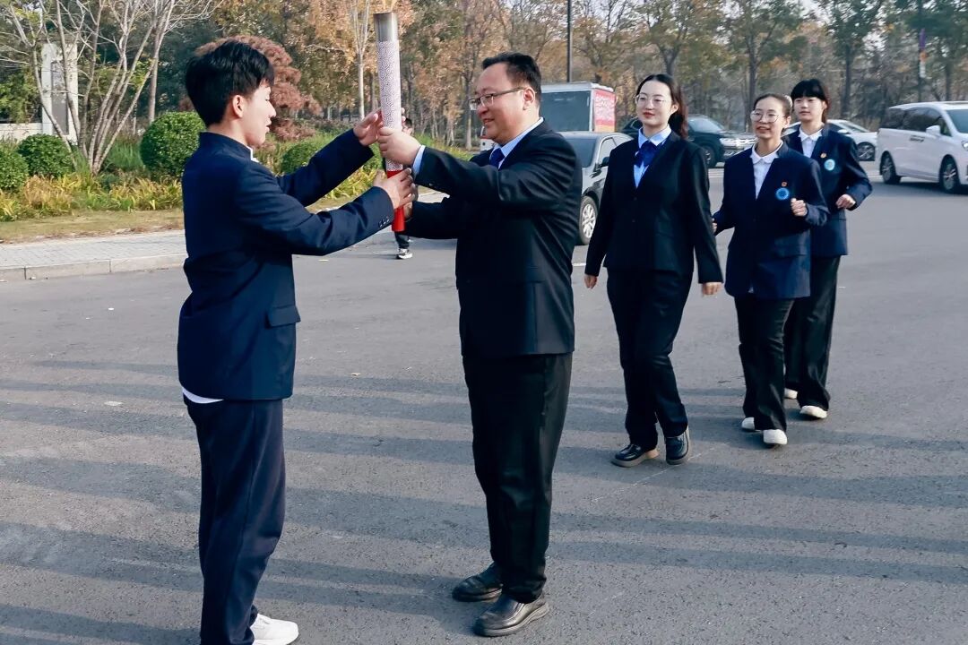 823A0347.JPG 823A0347.JPG