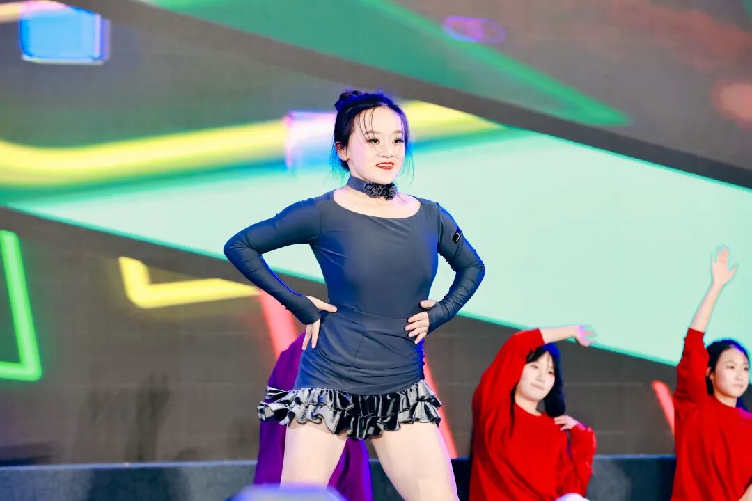 拉丁.JPG 拉丁.JPG