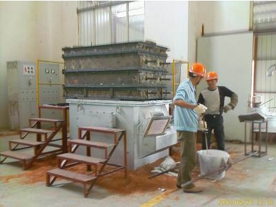 S45 series sand mold low-pressure casting machine